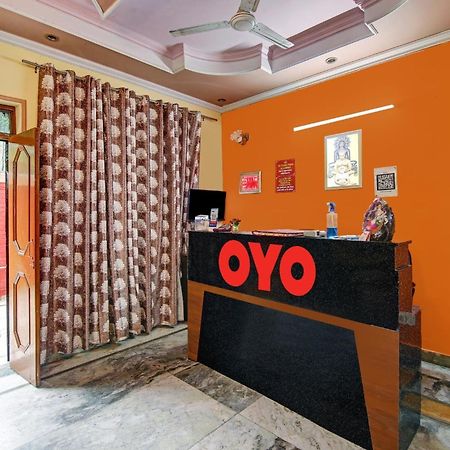 Oyo Galaxy Plaza Ξενοδοχείο Ghaziabad Εξωτερικό φωτογραφία
