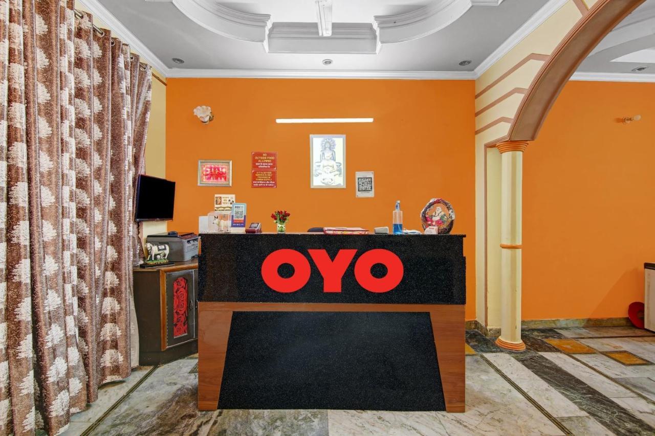 Oyo Galaxy Plaza Ξενοδοχείο Ghaziabad Εξωτερικό φωτογραφία