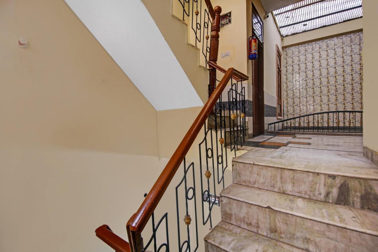 Oyo Galaxy Plaza Ξενοδοχείο Ghaziabad Εξωτερικό φωτογραφία